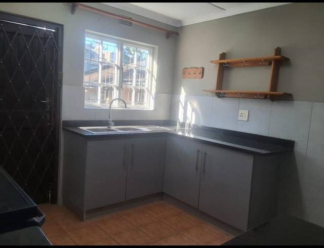 4 BEDROOM HOUSE FOR SALE IN NORTHDENE